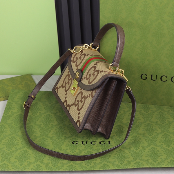 グッチバッグ背面デザイン